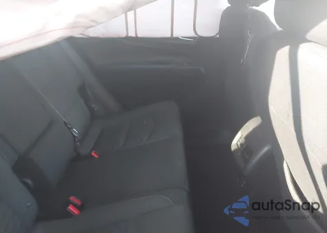 2019 Chevrolet Equinox Lt z USA, uszkodzony, nr VIN 2GNAXUEV1K6197483